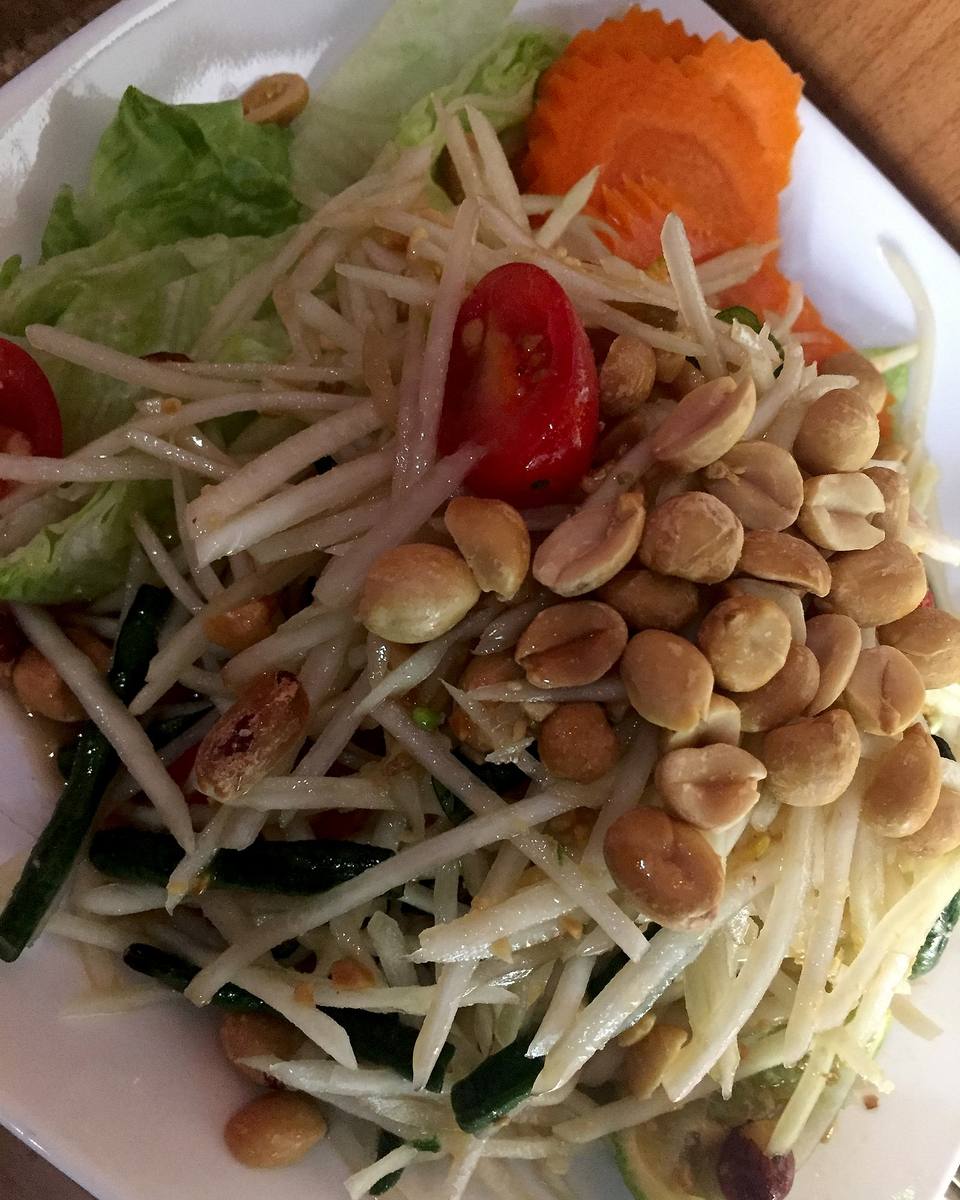 Som Tum Thai: shredded green papaya salad with tomato, green beans and peanuts.
