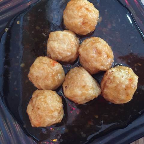 Fried Fish Balls ลูกชิ้นปลาทอด, photographed