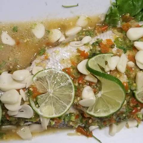 Pla Steam Lemon ปลานึ่งมะนาว, photographed