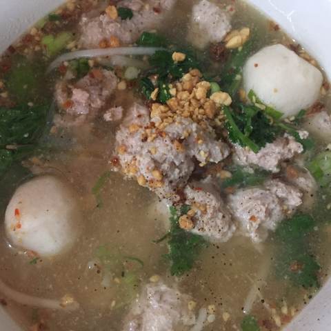 Pork Noodle Soup ( clear soup ) ก๋วยเตี๋ยวหมูน้ำใส, photographed